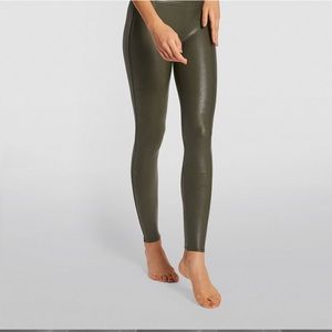 SPANX olive green faux leather leggings XL